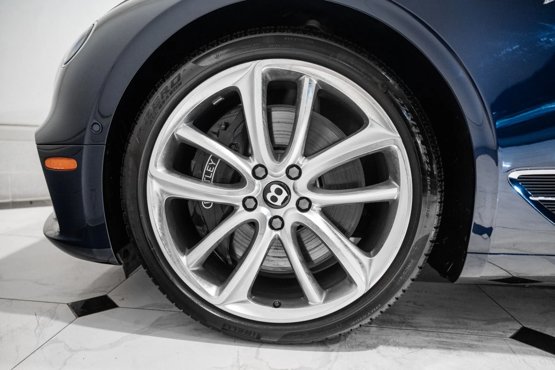 mph005_4079025669_Used_2021_Bentley_Continental_GTC_V8_1784573980_834e029d6b