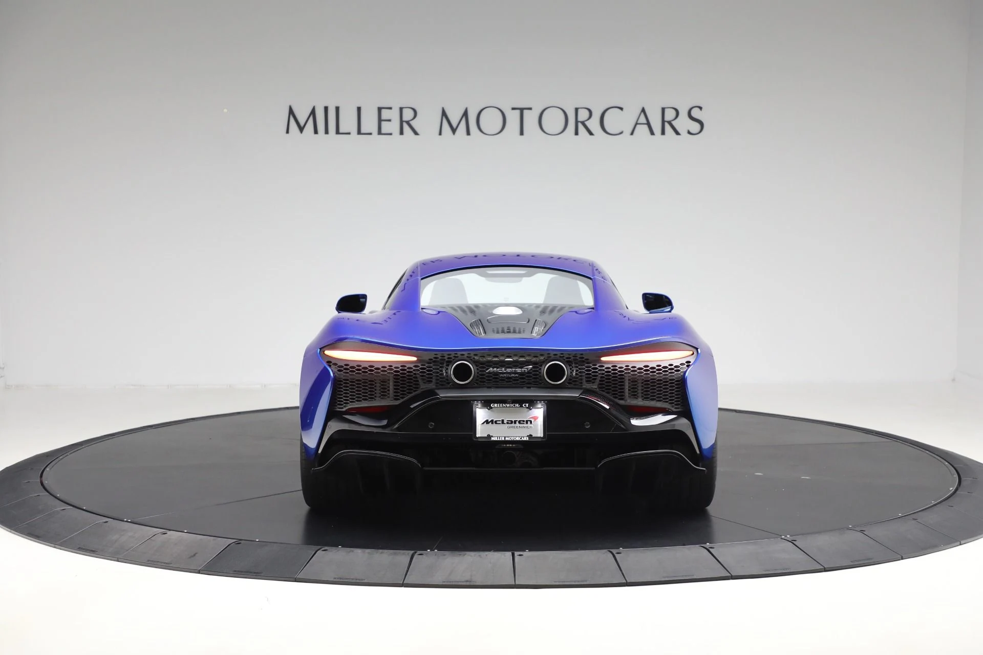 mph005_4084552735_Used_2024_Mc_Laren_Artura_Vision_f35aea9ef7