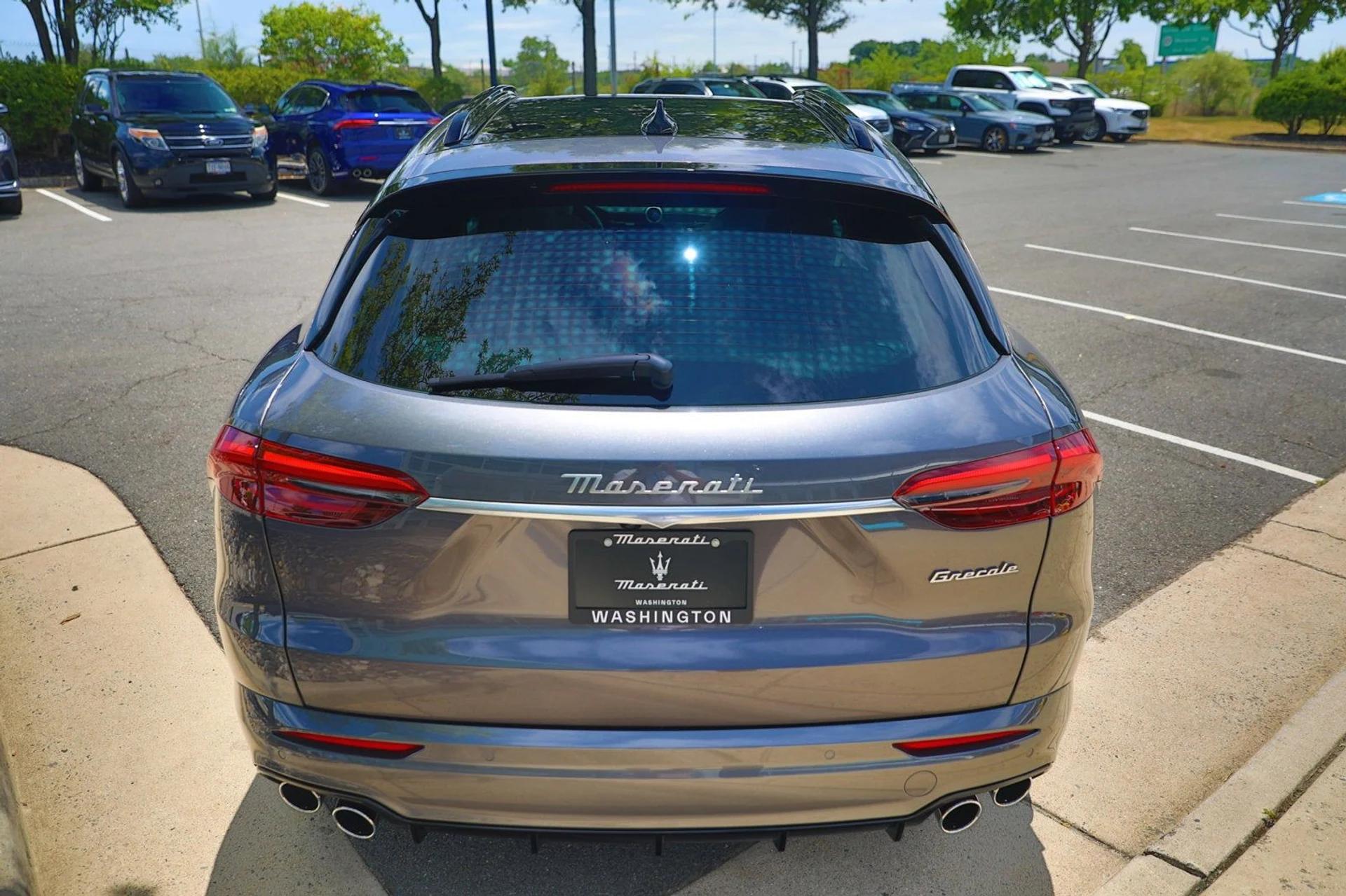 mph005_4089784762_b5505200bd0641d1bcff36c3ef7af8f4_ff01763c63