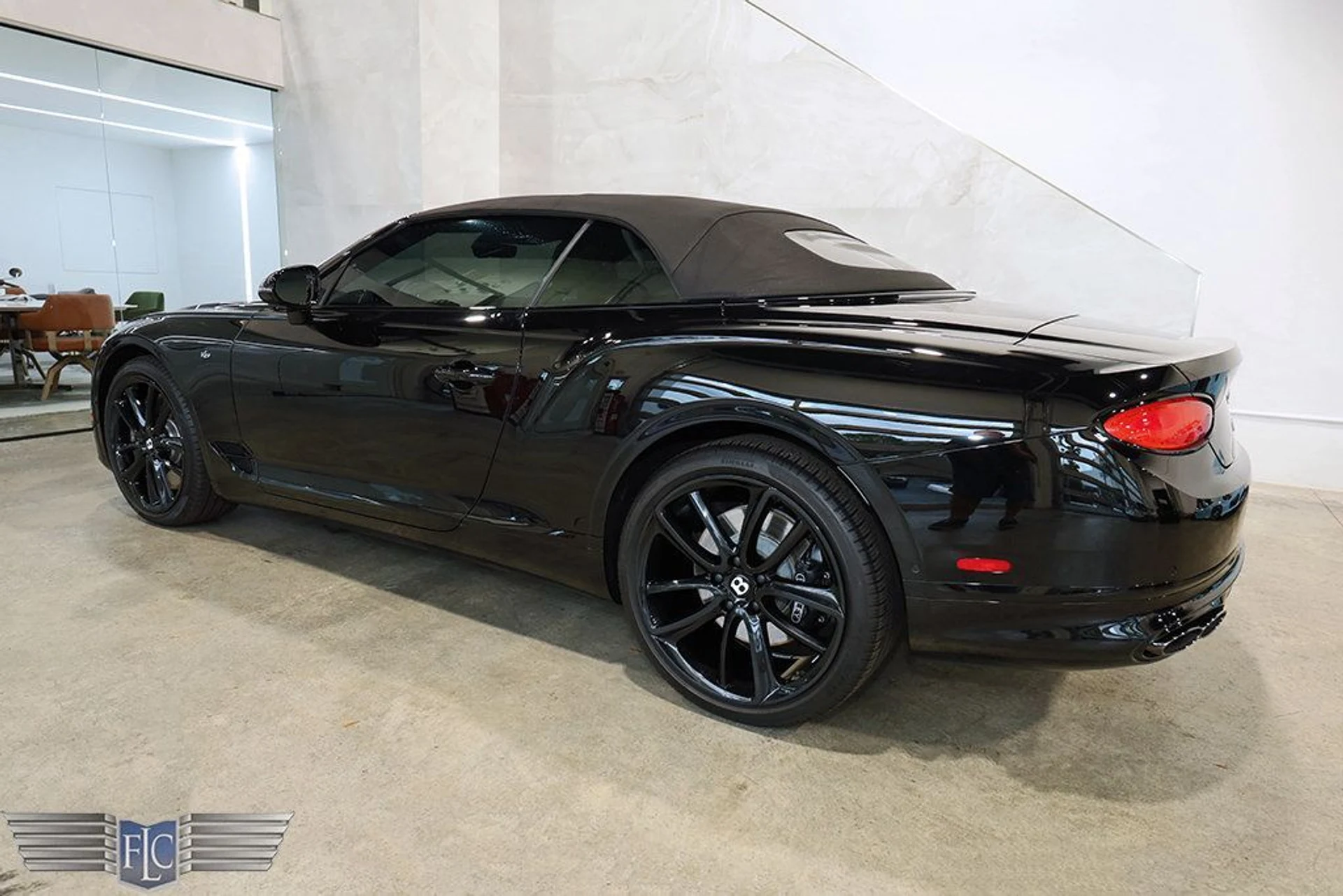 mph005_4091390431_used_2021_bentley_continental_gtcv8mullinerconvertible_9689_22975128_6_1024_2ec0032bef