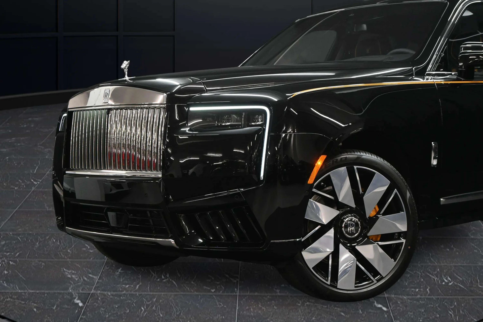 mph005_4097789177_c1d759ae_a72a_4610_ab99_a86adf5245ec_202520_Rolls_Royce20_Cullinan20282502729_3_0e59d229ab