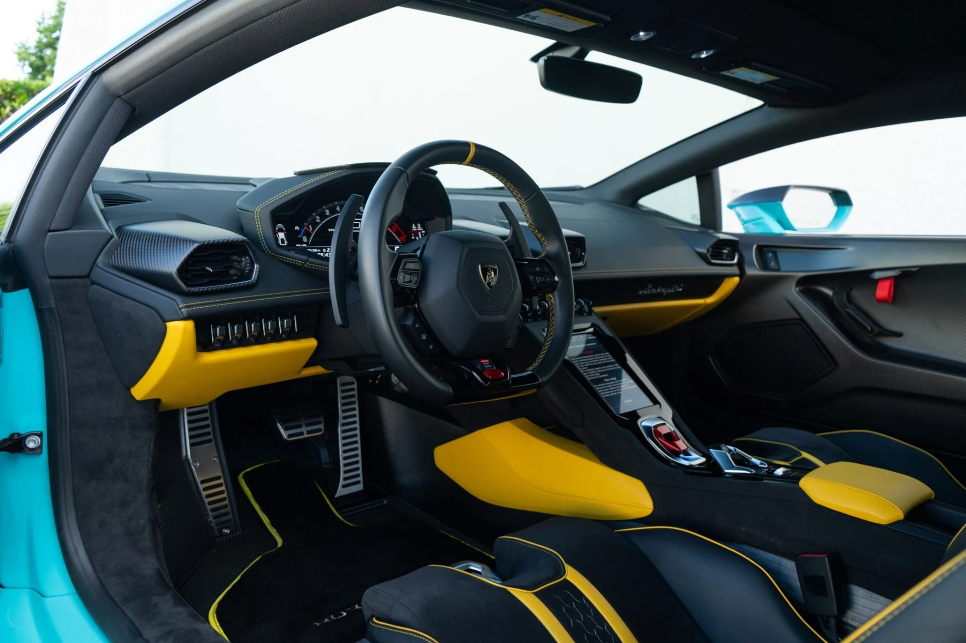 mph005_4098281217_Used_2023_Lamborghini_Huracan_Tecnica_1779493842_347f61c3ff