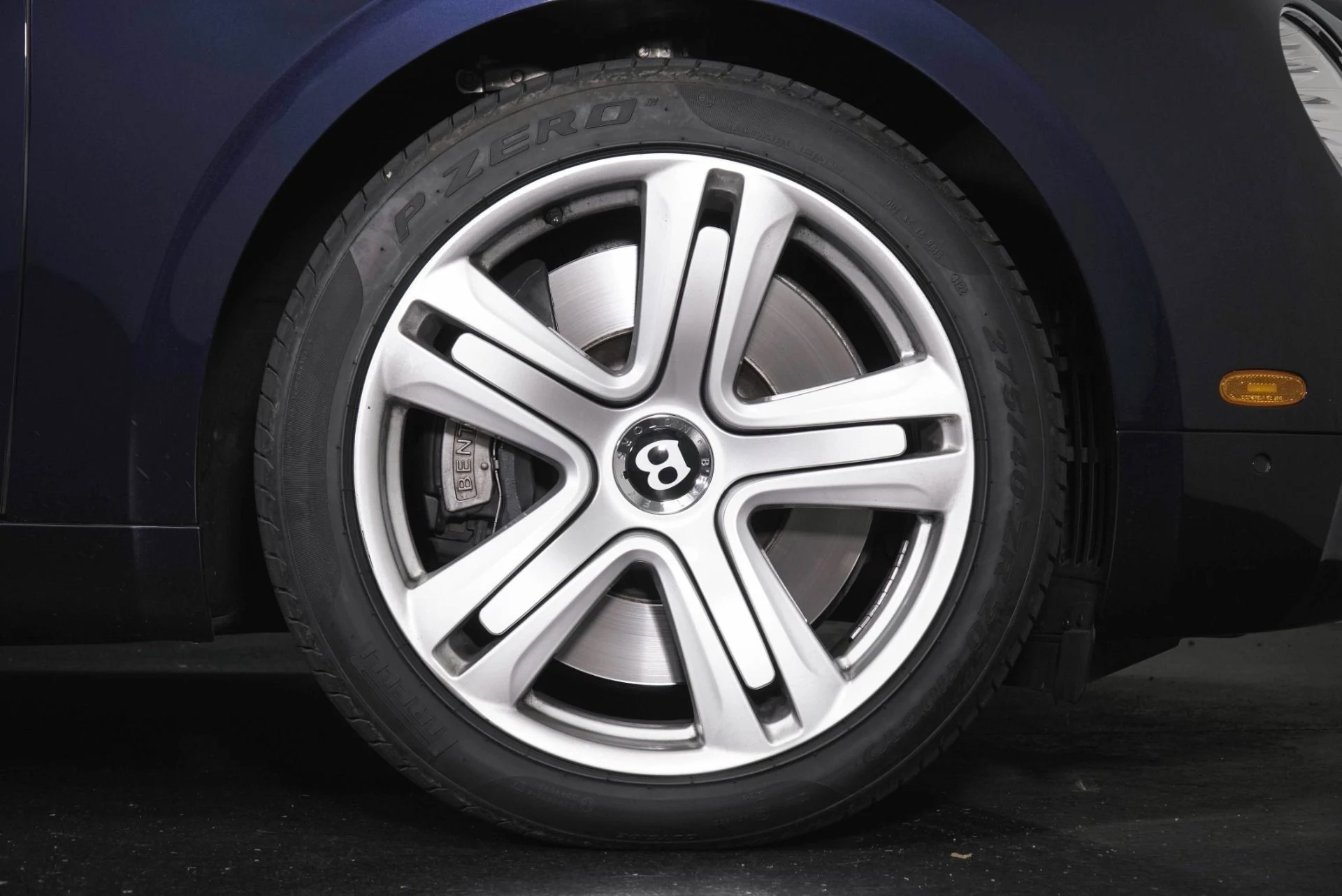 mph005_4098660155_Used_2014_Bentley_Flying_Spur_1787320963_c0a3c7a42f