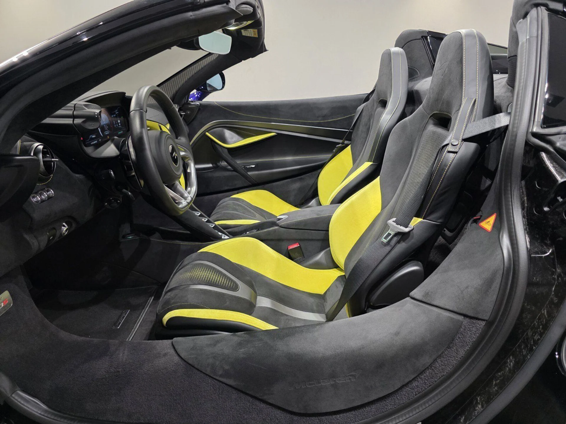 mph005_4098912495_4b0f54a49c9a3601076bfa5f26a9d022_97069be68e