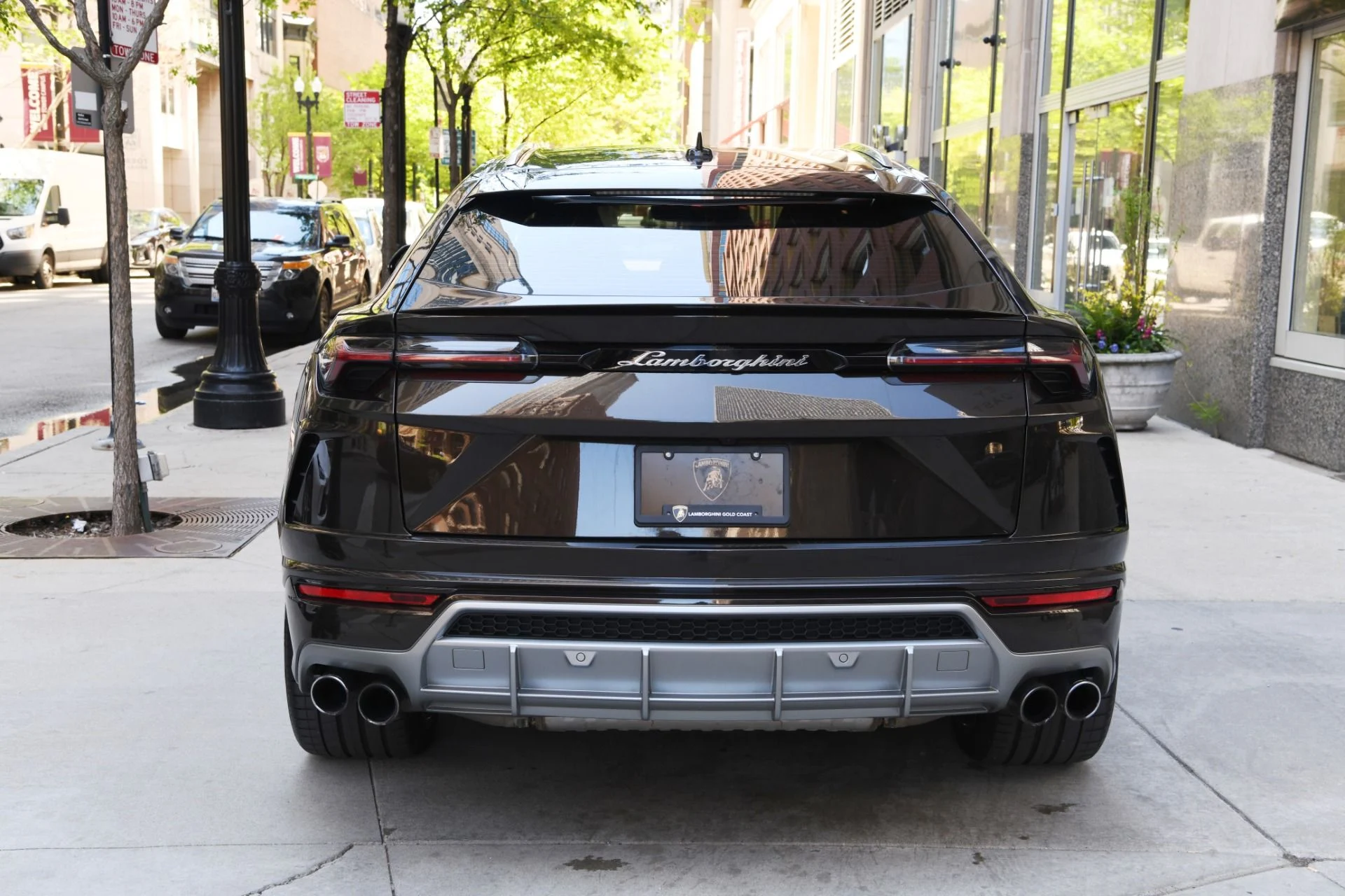 mph005_410676863_Used_2021_Lamborghini_Urus_1748030633_756a8086a5