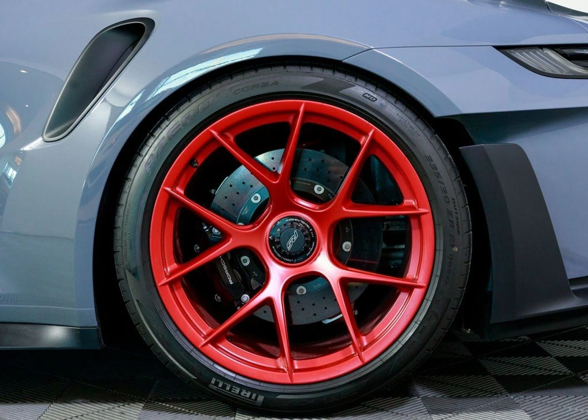 mph005_4107948145_21df3d783d40d88f902978808c553009_7fcbddb1a6