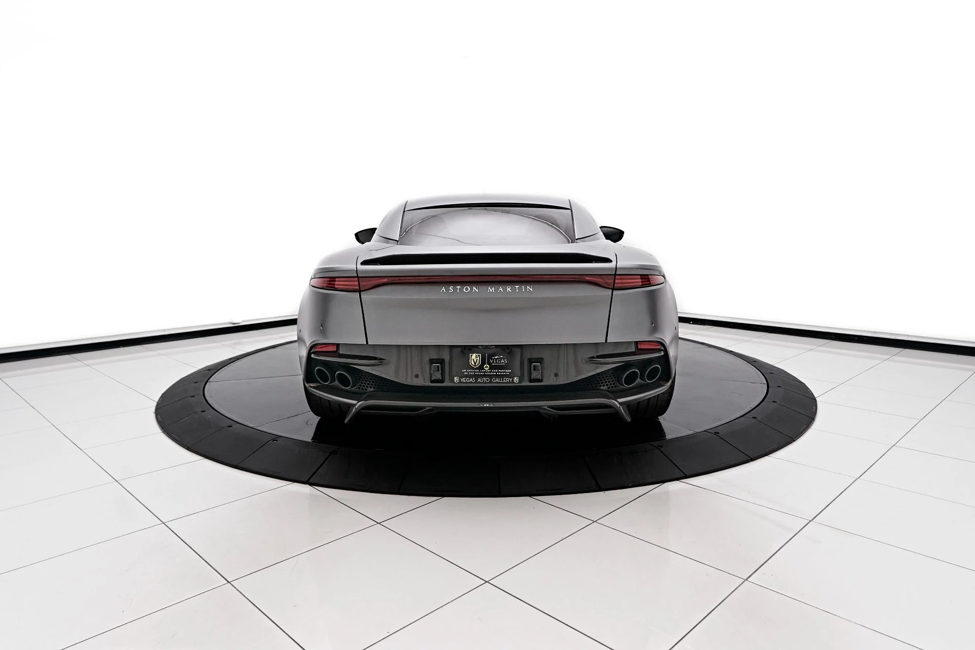 mph005_4120801114_Used_2021_Aston_Martin_DBS_Superleggera_1720056624_bab536b4af