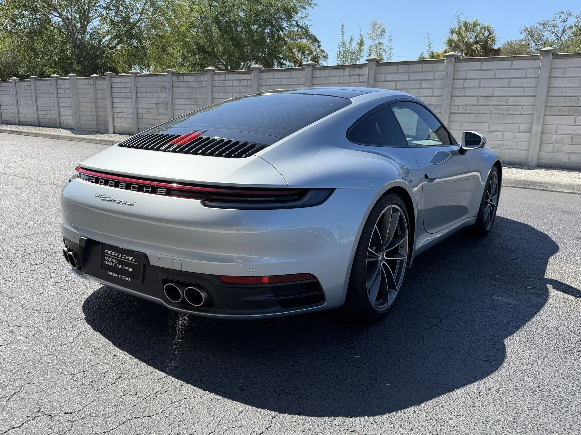 mph005_4134624631_ff62cce3c6961e39c372fe57cd076f8ax_6d5cd97e42