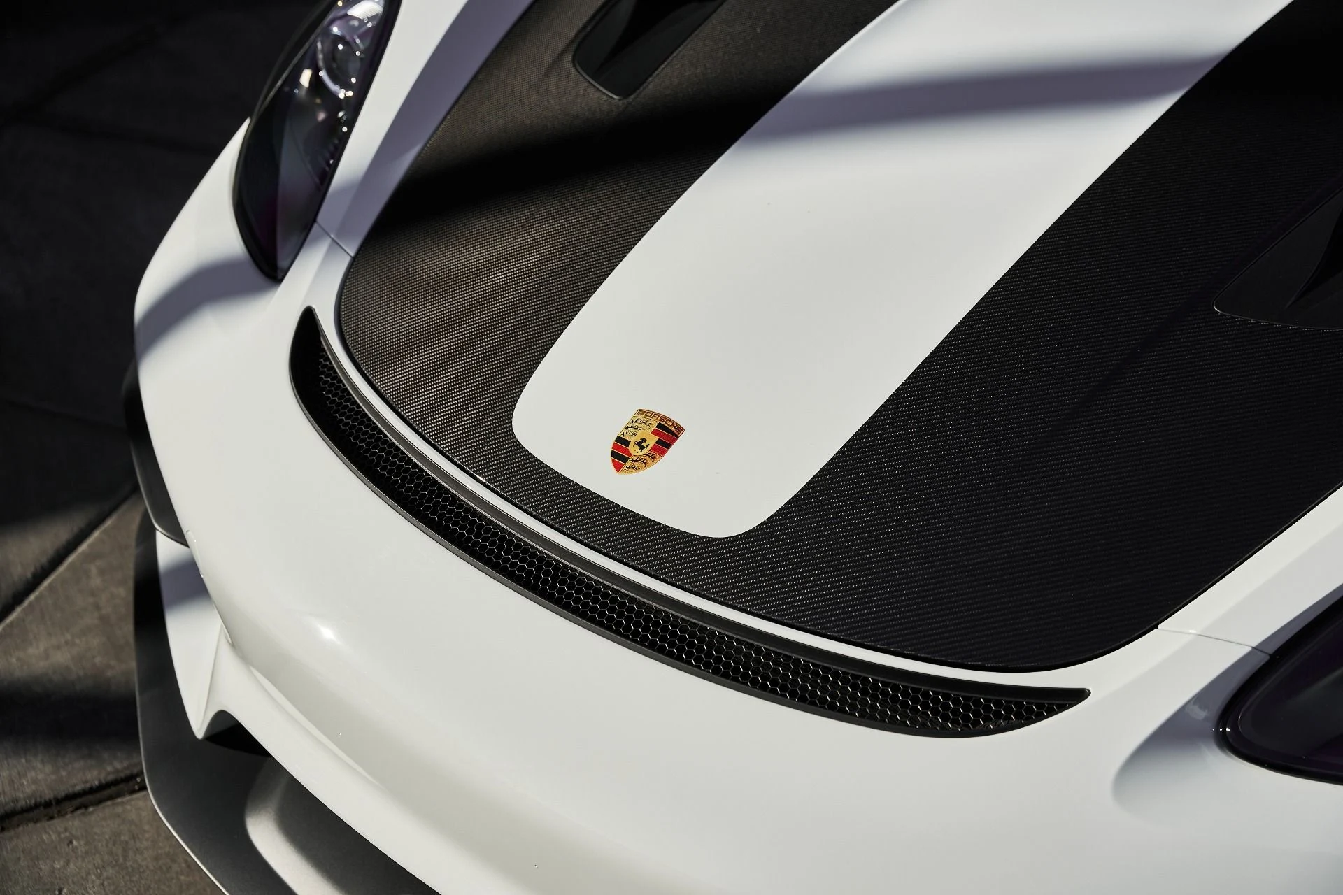 mph005_4144056246_Used_2025_Porsche_718_Cayman_GT_4_RS_1766025465_a92bd29bf0