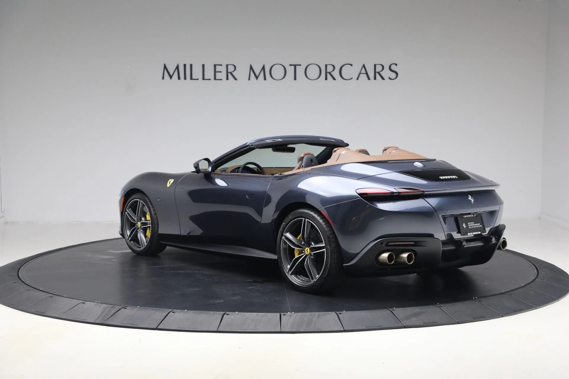mph005_4153523004_Used_2025_Ferrari_Roma_Spider_1793294137_c080f31e04