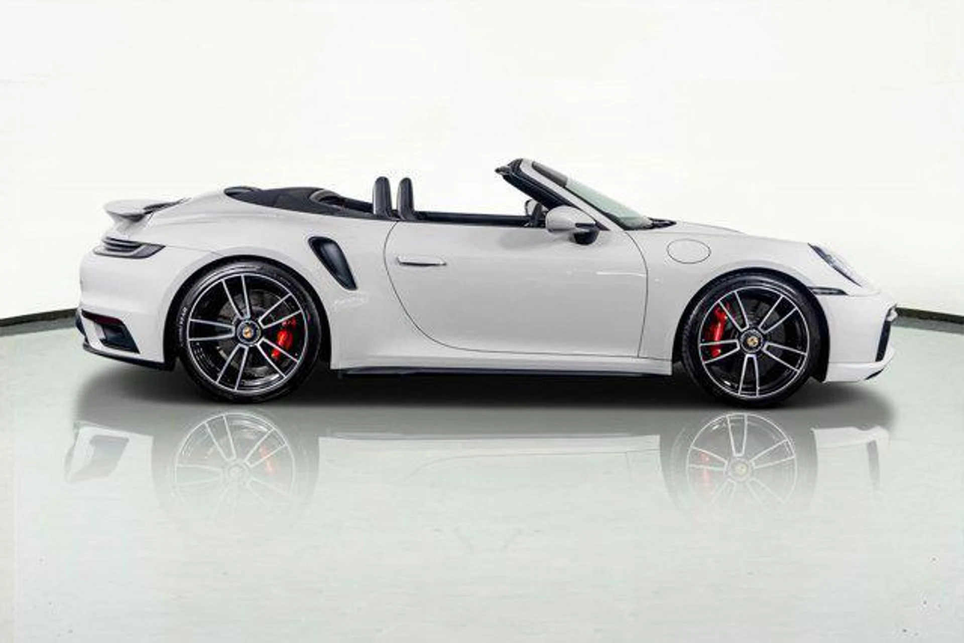 mph005_4164032300_Bx_Vkx_Xi8d_Yc_Ii_AA_E_Qo91_YMK_Tbw_68e125b122