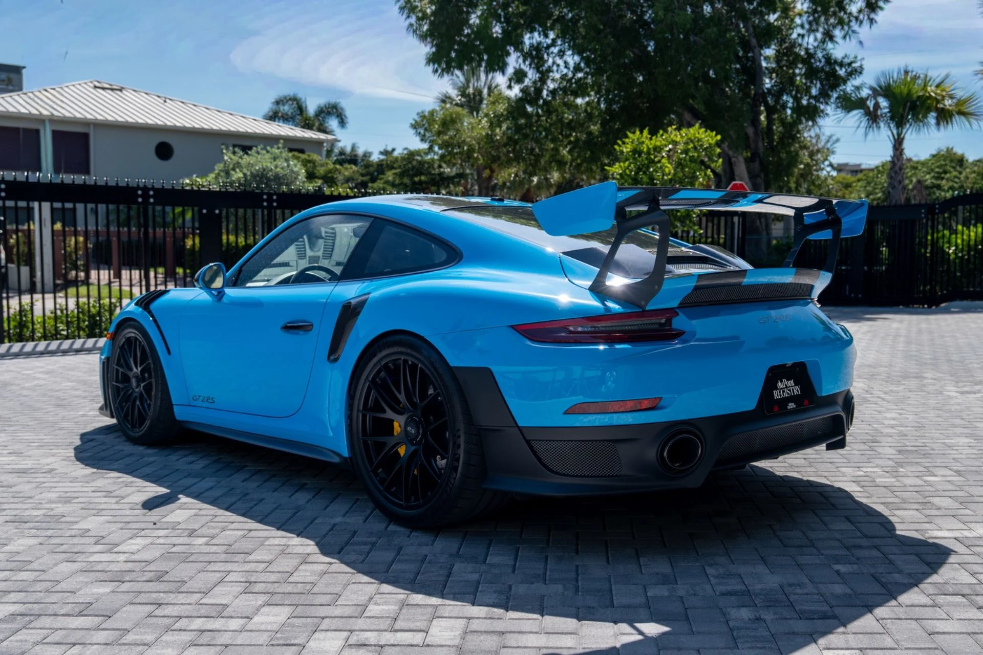 mph005_4164585898_Used_2018_Porsche_911_GT_2_RS_1791309724_500839e4a2