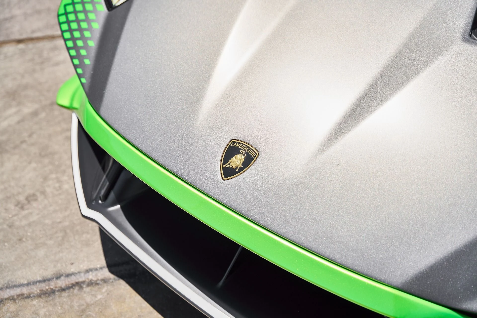 mph005_4165698610_Used_2023_Lamborghini_Huracan_STO_Base_1784576221_6785c91c7e