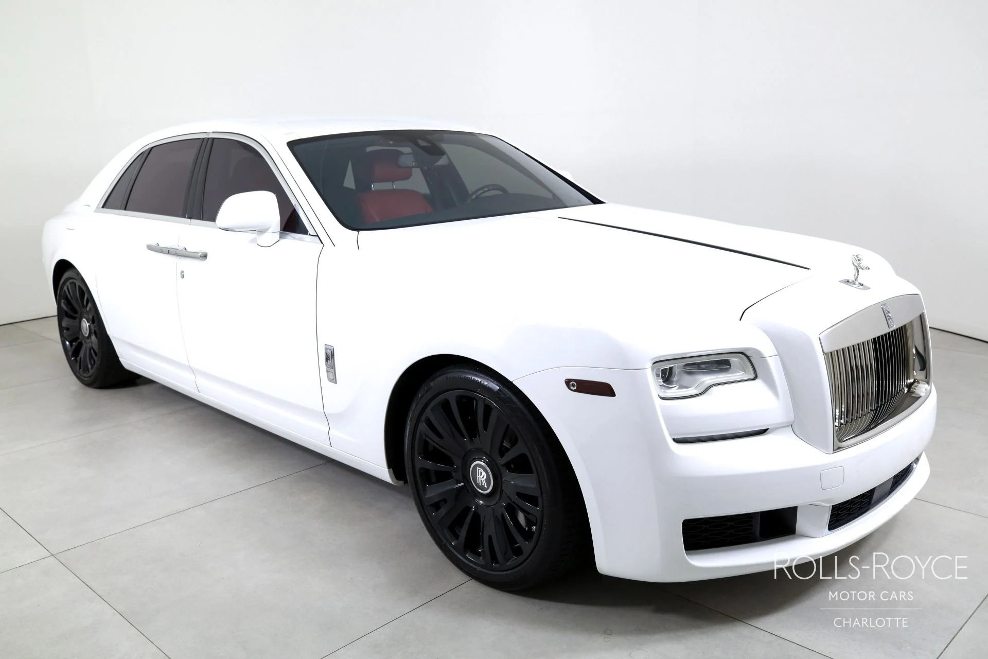 mph005_416840788_Used_2019_Rolls_Royce_Ghost_1783112154_86b73db22d