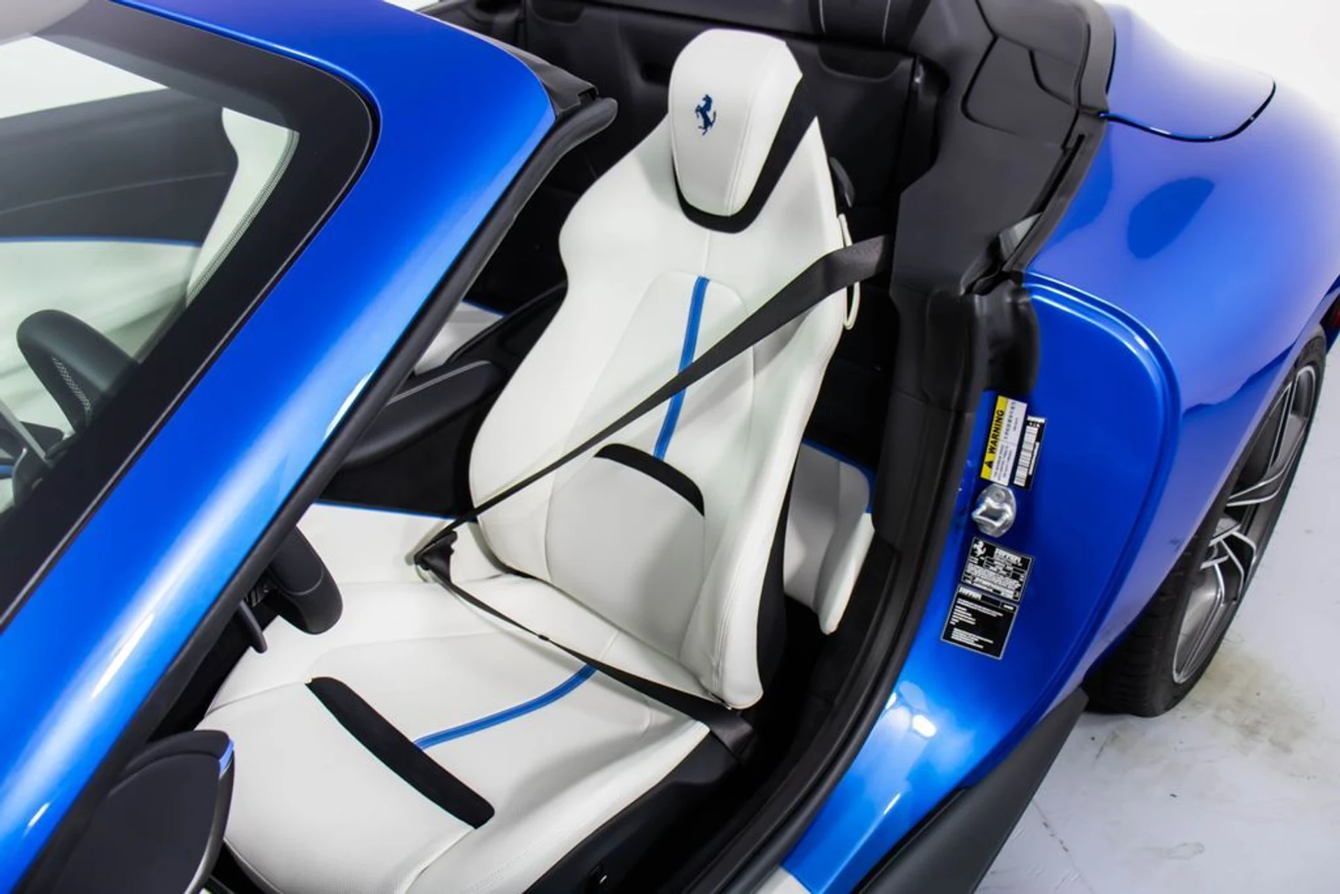 mph005_416887333_a8236576458af0922b1028060327e180x_af819ce834