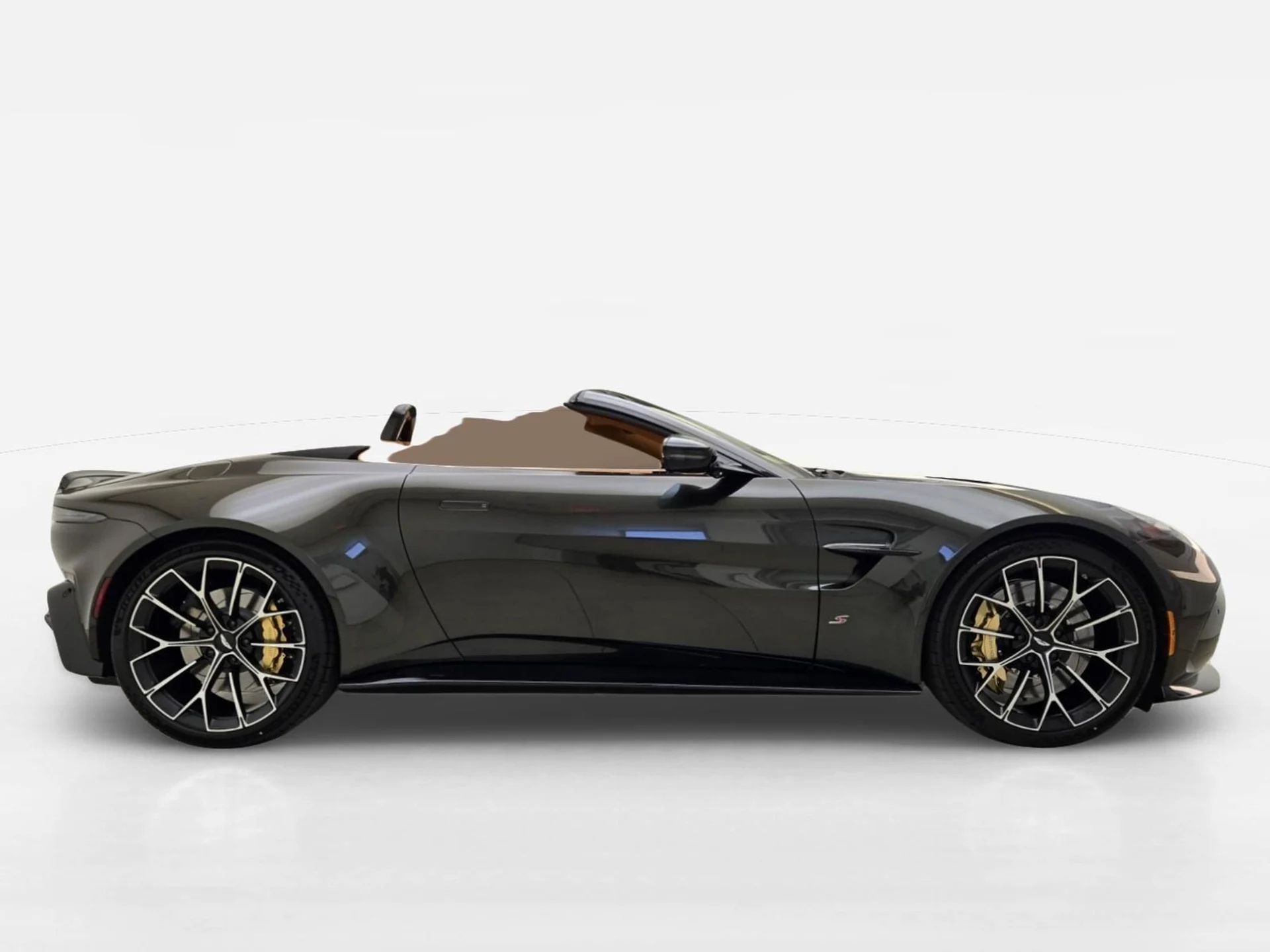 mph005_4172890046_New_2026_Aston_Martin_Vantage_S_1791609364_5bd6ce0b15