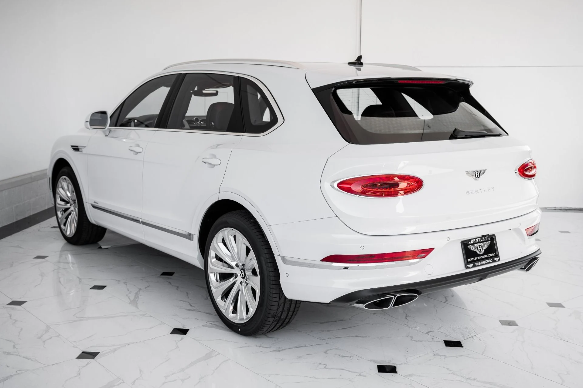 mph005_417303386_Used_2023_Bentley_Bentayga_Azure_1673896405_45a0076278