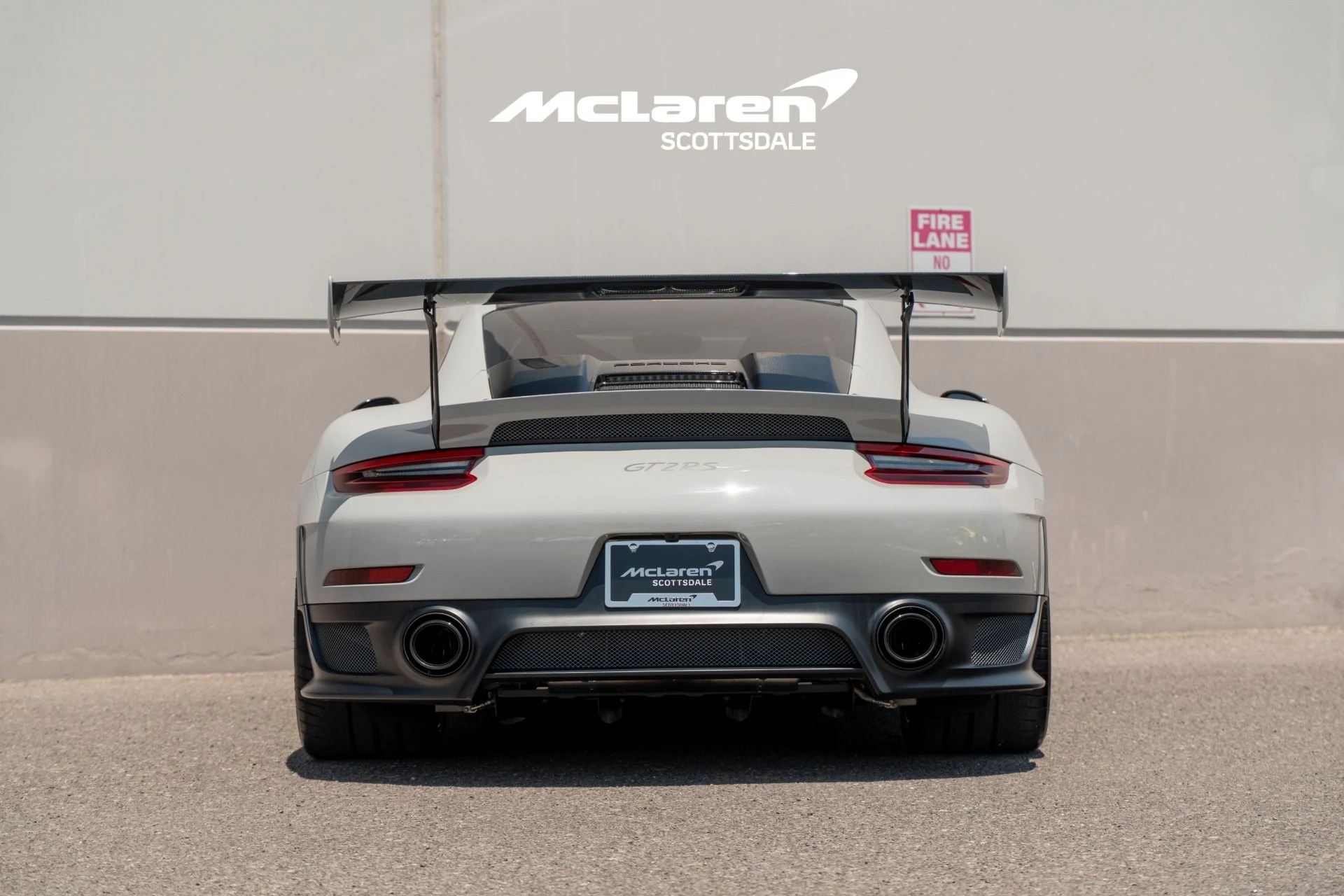 mph005_4189507907_Used_2019_PORSCHE_911_GT_2_RS_1786816189_fb26e4138e