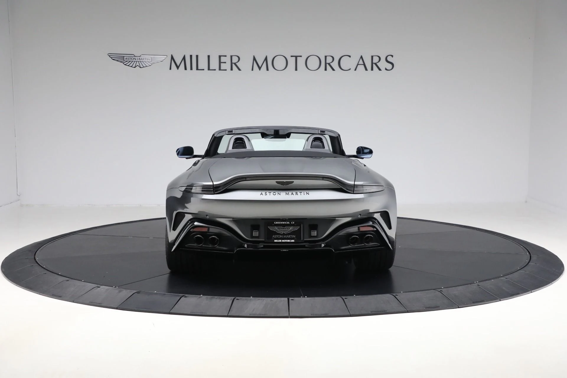 mph005_4192502519_New_2026_Aston_Martin_Vantage_Roadster_e74c934eff