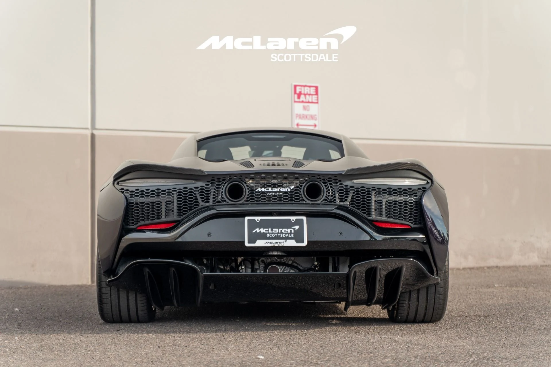 mph005_4195439788_Used_2023_MCLAREN_ARTURA_1762551394_5c49993303
