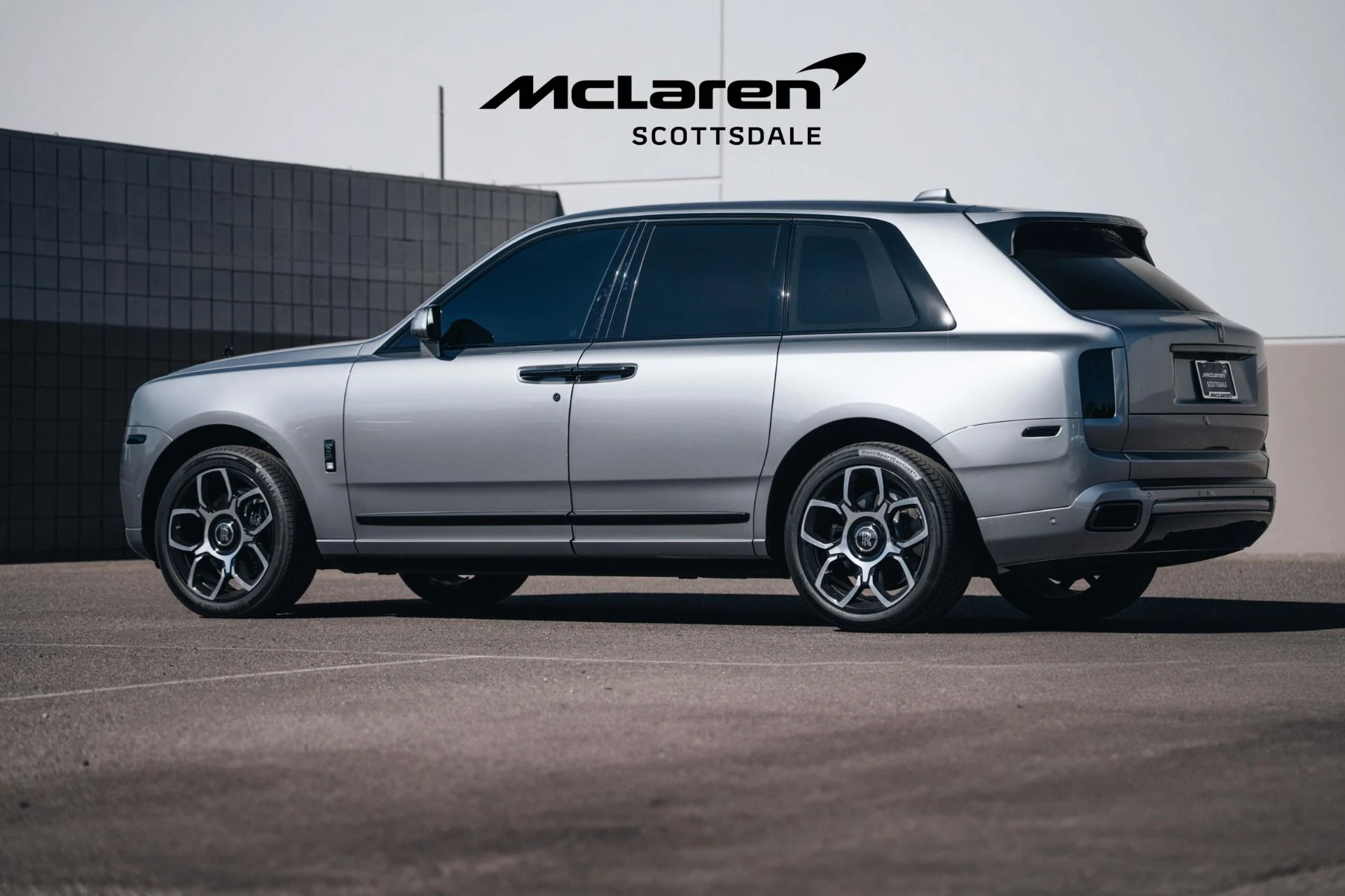 mph005_4195540084_Used_2023_Rolls_Royce_CULLINAN_1732171219_b9a949ad18