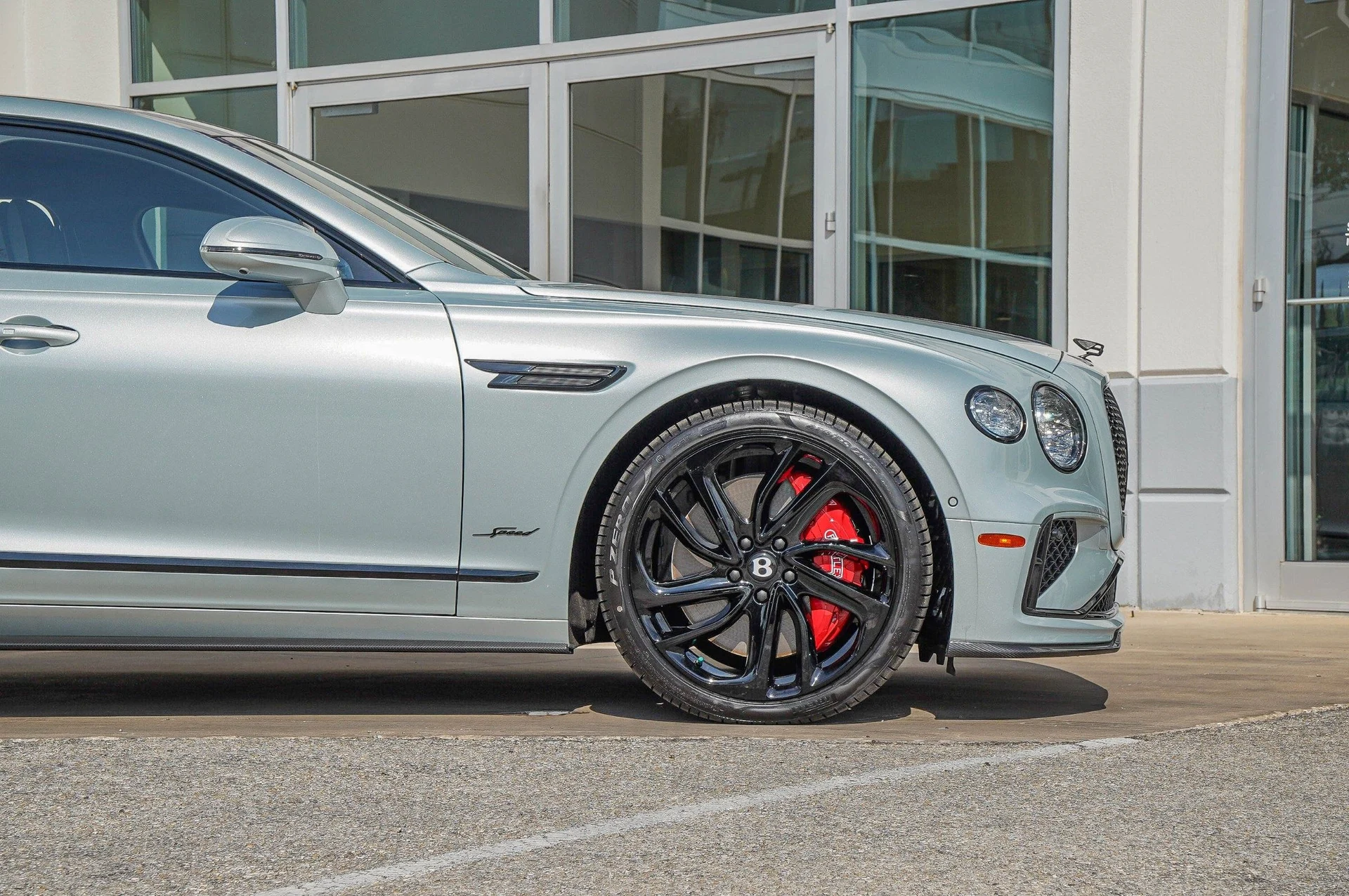 mph005_4200550499_Hi_Tech_Luxury_Imports_LLC_SCBBR_6_ZG_7_TC_024366_image_5_9aa69d9f24