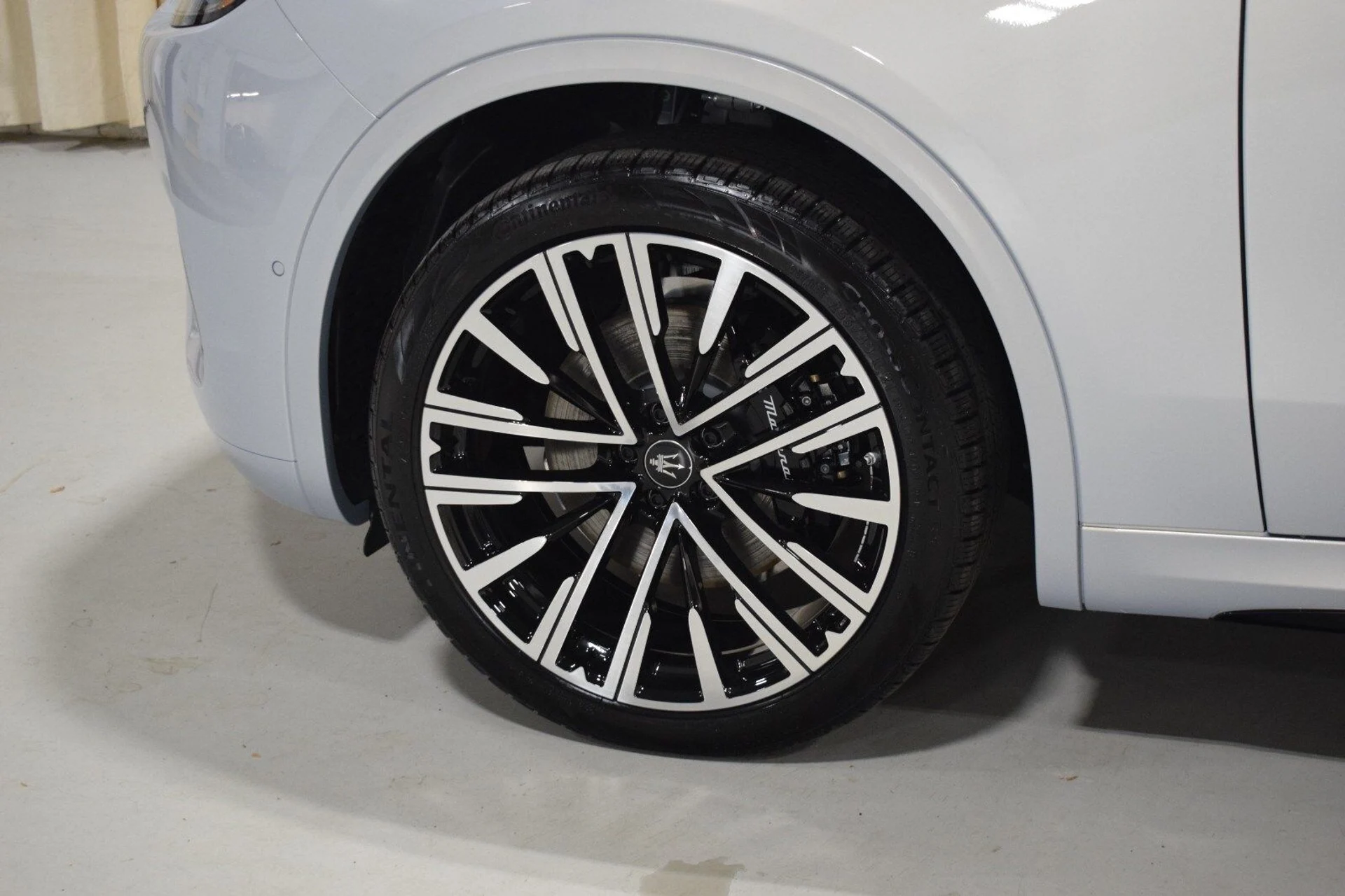 mph005_4200666229_cea3189841d252e0b49032ccd57b8257x_ca50e6ba46