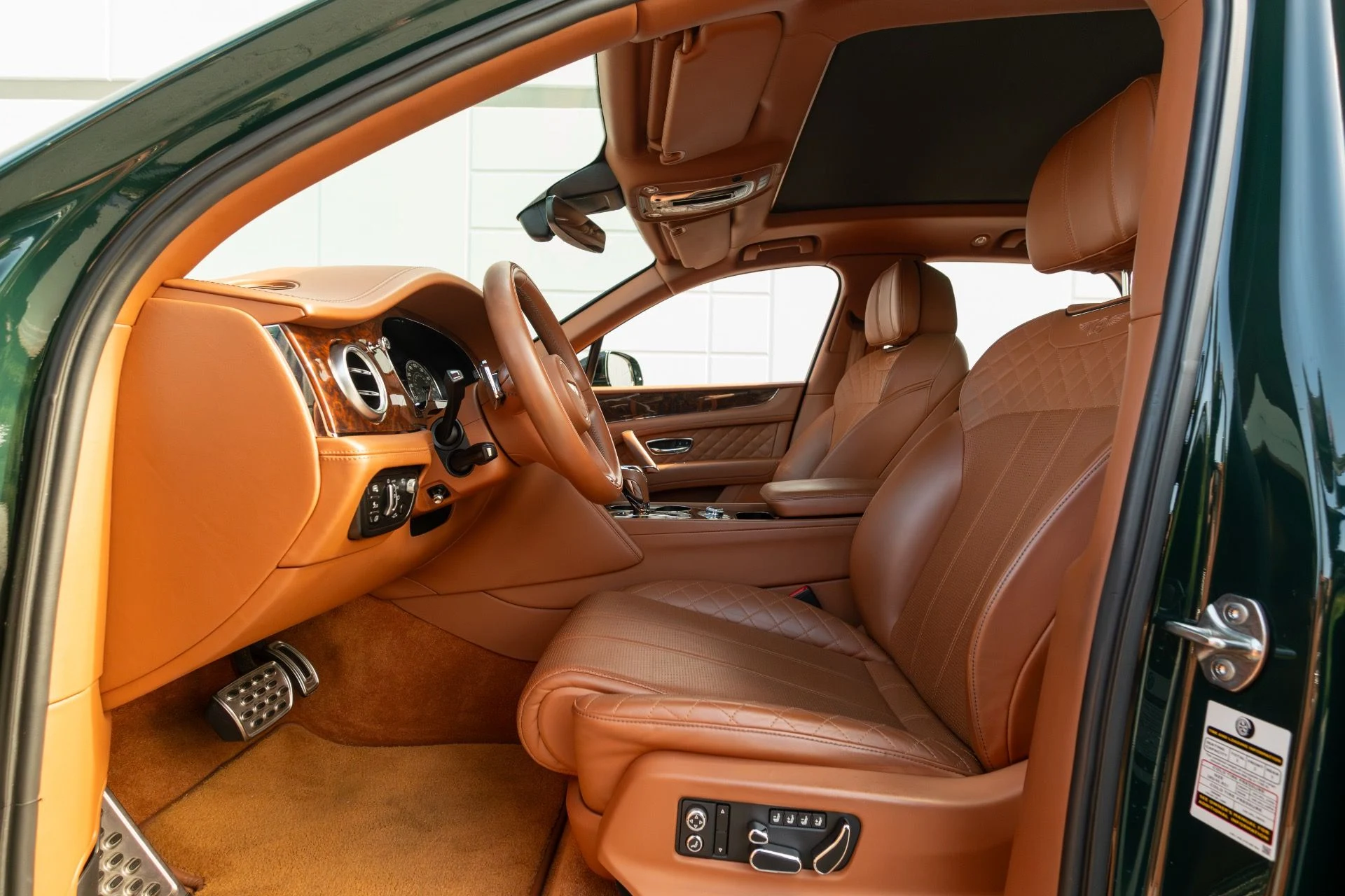 mph005_420267746_Used_2017_Bentley_Bentayga_W12_First_Edition_1762986986_e86538ffc3