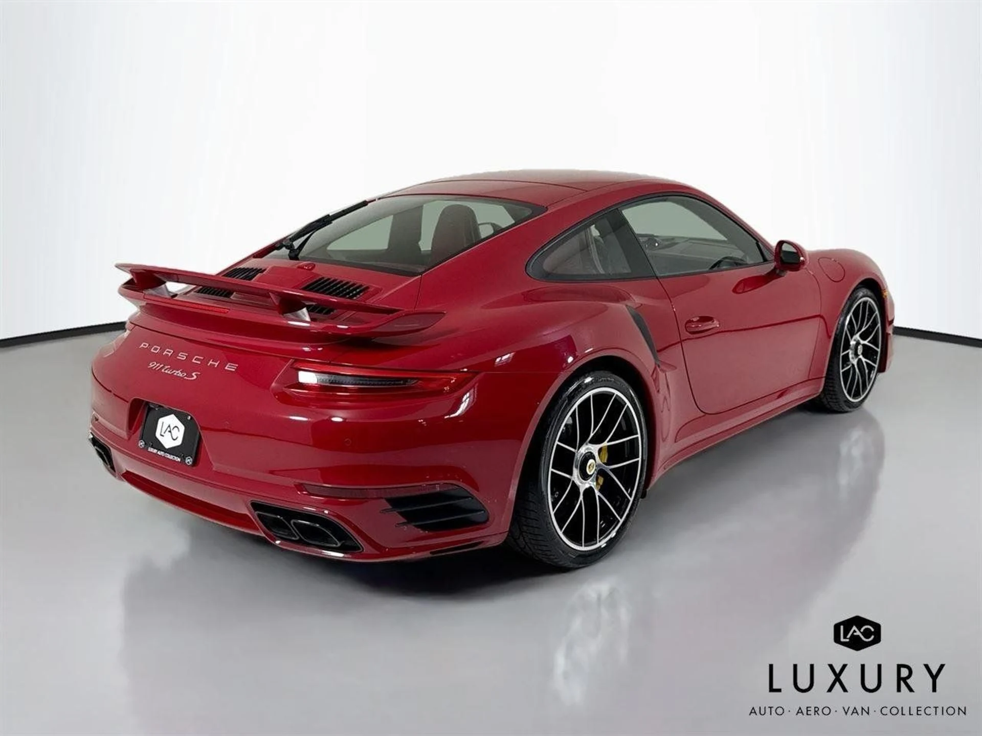 mph005_4208286171_35b4fbeb7bb1f9d8a2f4e0e1f709a6a7_e547622879