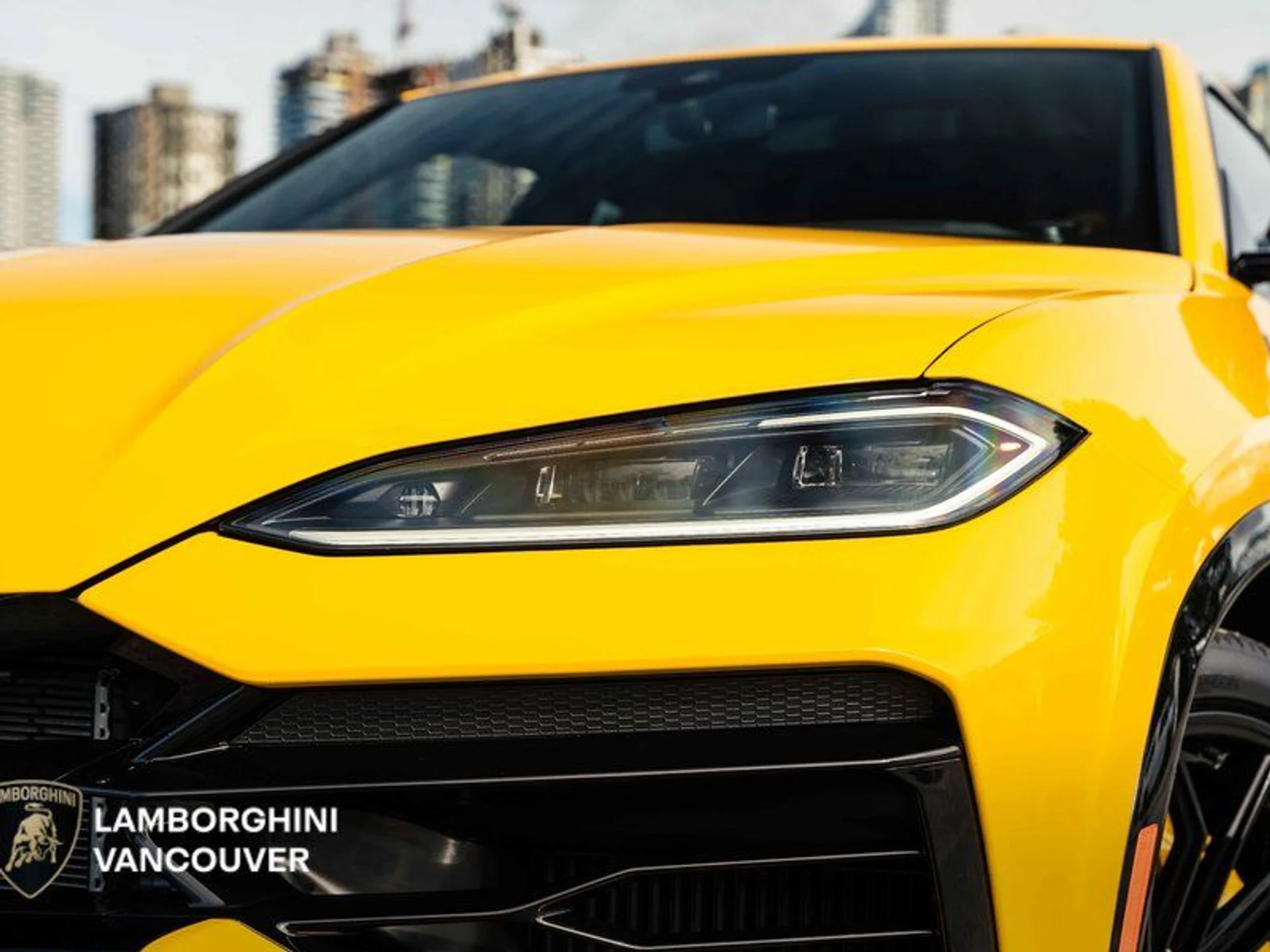 mph005_4212088466_38887415_09396_2026_lamborghini_urus_006_975442be96
