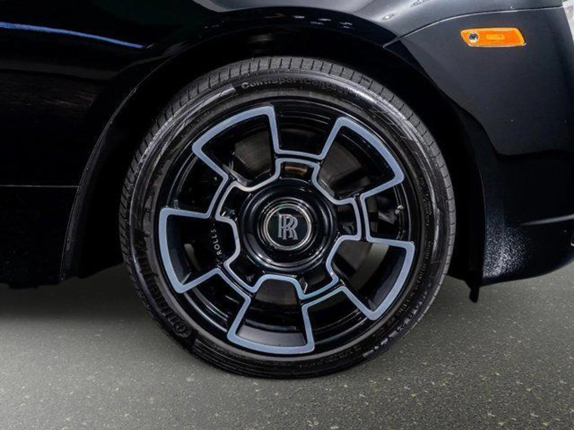 mph005_4222316293_c_Crs_Ar_ECD_41_zt_Jyuobd_Kv_Nnjj_Y_c049ec6cdf