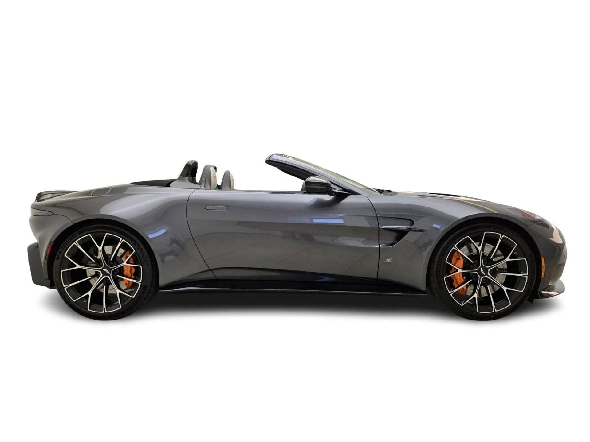 mph005_4223639083_New_2026_Aston_Martin_Vantage_S_1775539096_03e8d700a3