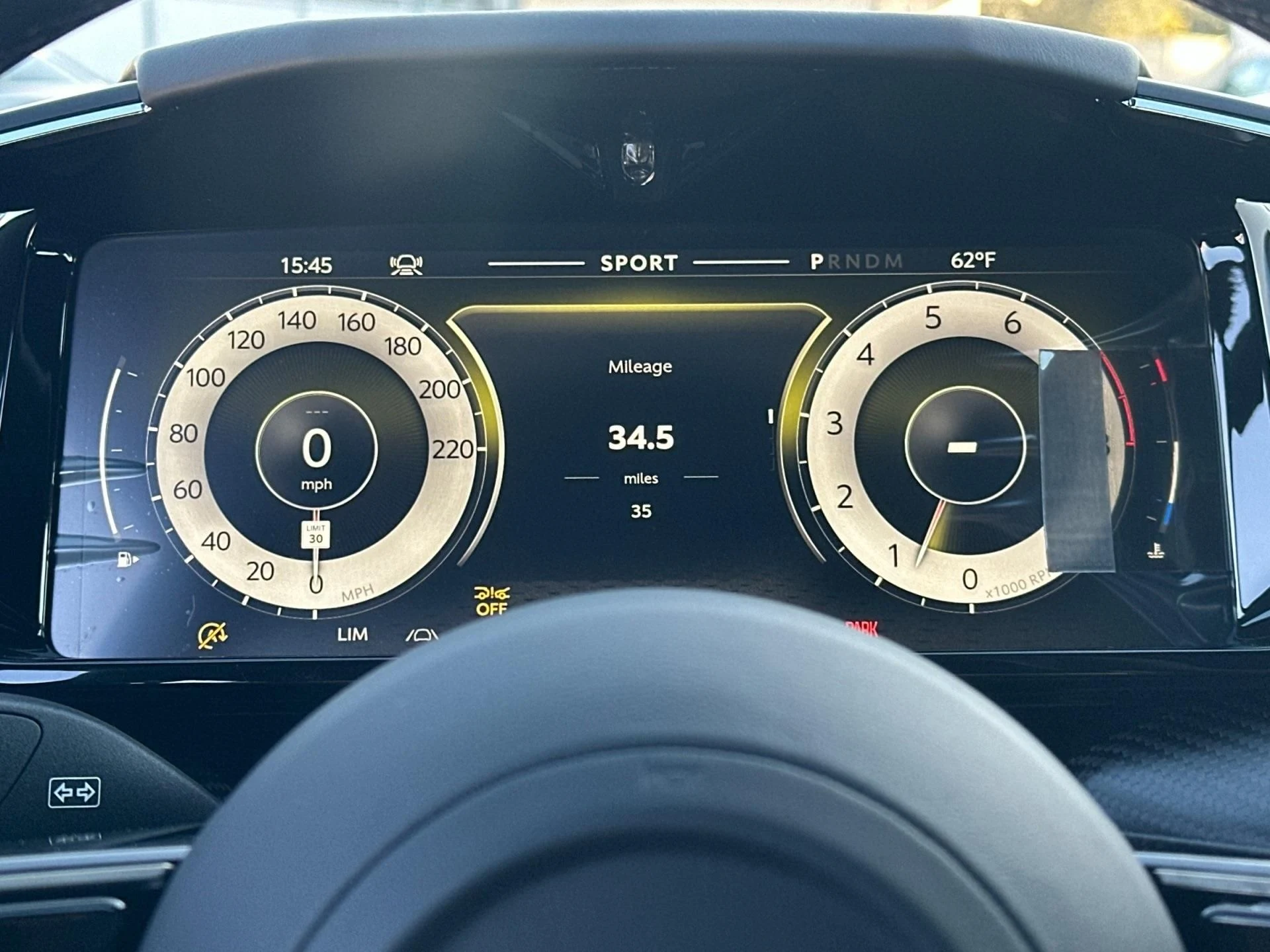 mph005_4231029117_New_2026_Aston_Martin_Vantage_Coupe_1764169785_42f8c35849