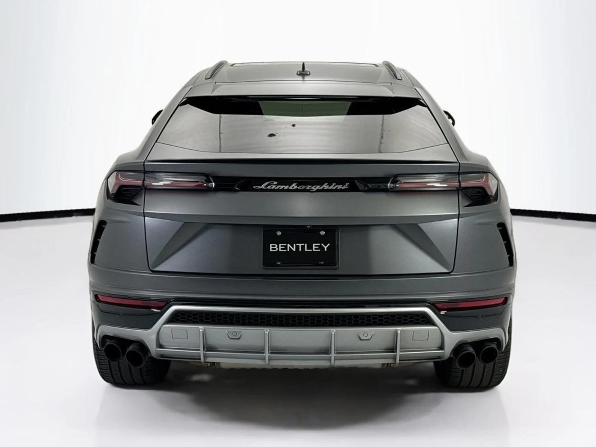 mph005_4241083524_used_2019_lamborghini_urus_awd_8119_23021211_6_1024_cd84315425