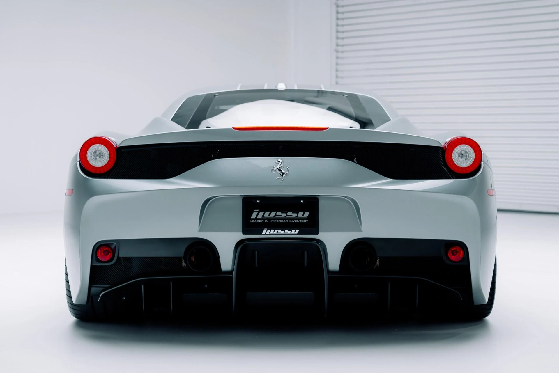 mph005_4255809832_Used_2015_Ferrari_458_Speciale_1764610565_55d51d6aee