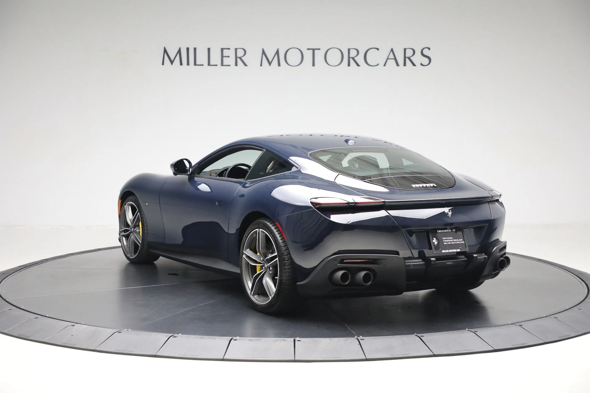 mph005_4261472717_Used_2021_Ferrari_Roma_9b215b830a