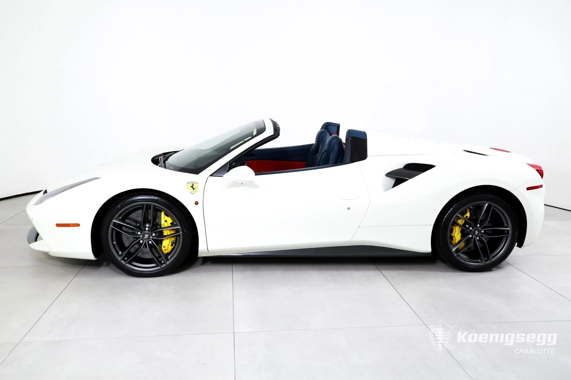 mph005_4266738825_Used_2018_Ferrari_488_Spider_1782838547_5ad5fe9b9d