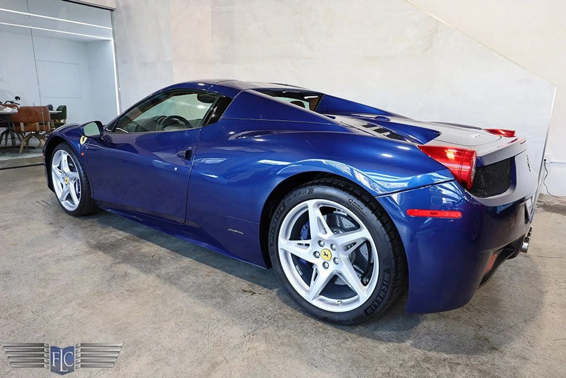 mph005_4270915397_used_2015_ferrari_458_spider_f1convertible_9689_22991784_6_1024_0d9d594c0b