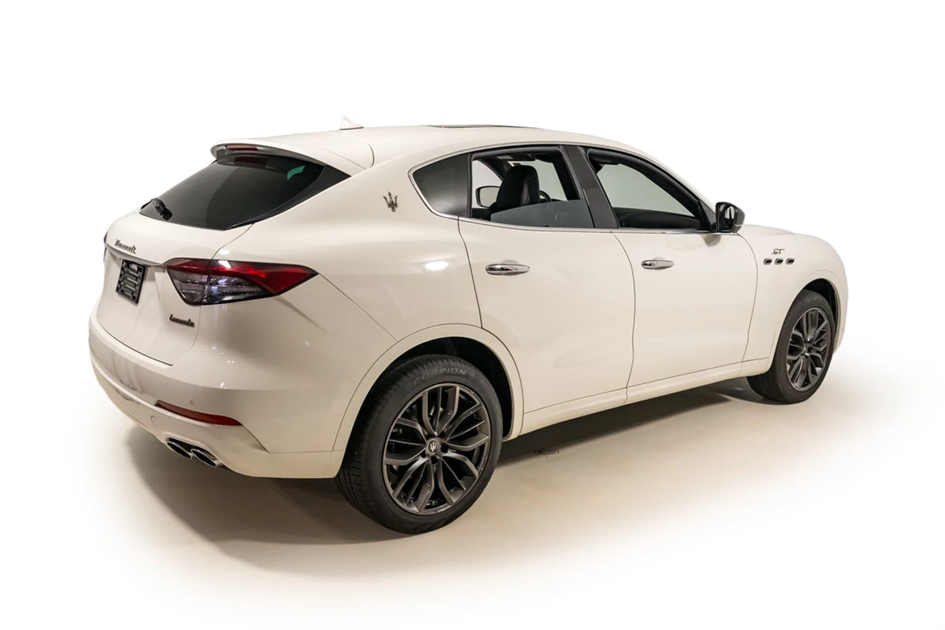 mph005_4278271166_e476b7f2971543c5af153ff60909e108_98cdd1fd5d