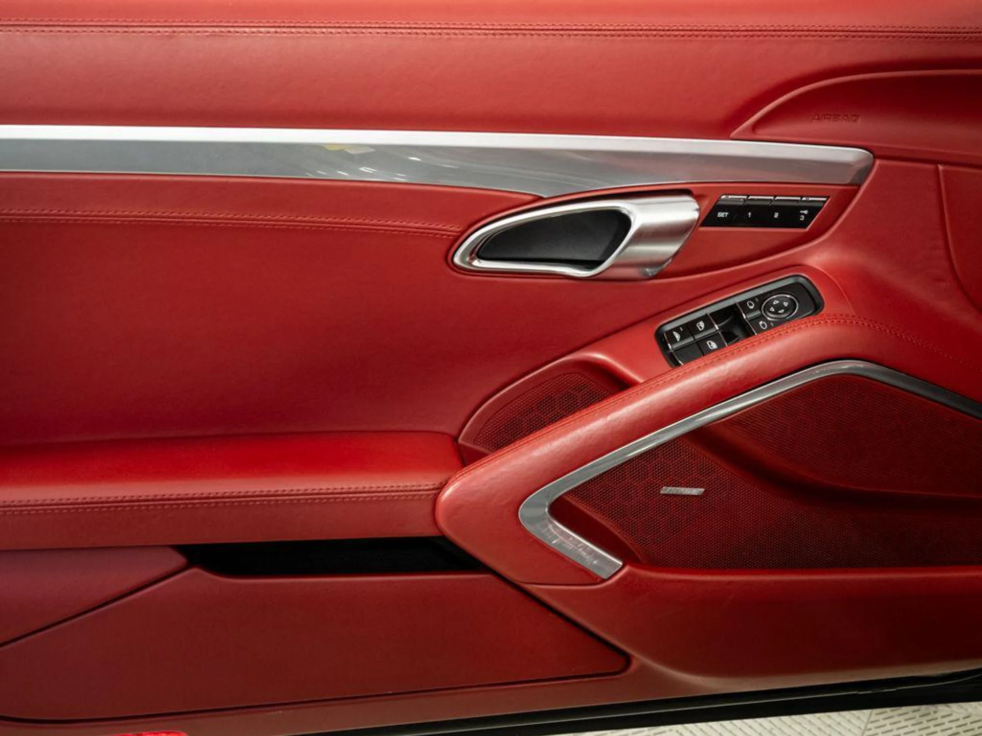 mph005_4283684800_gip_R_Nqd_Nd2_RDM_Um_s_ju4_D90_X_Aw_42677678f3