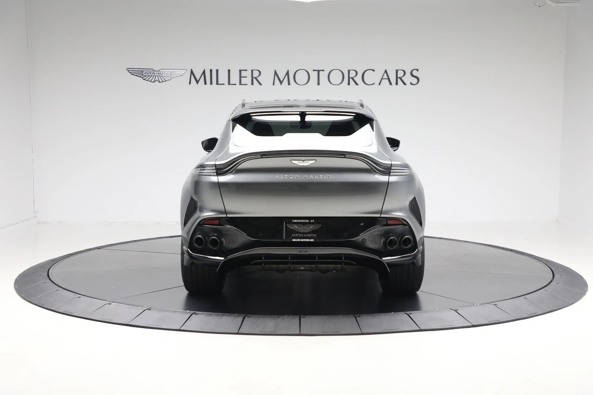 mph005_4284177651_New_2025_Aston_Martin_DBX_707_87bf2430a9