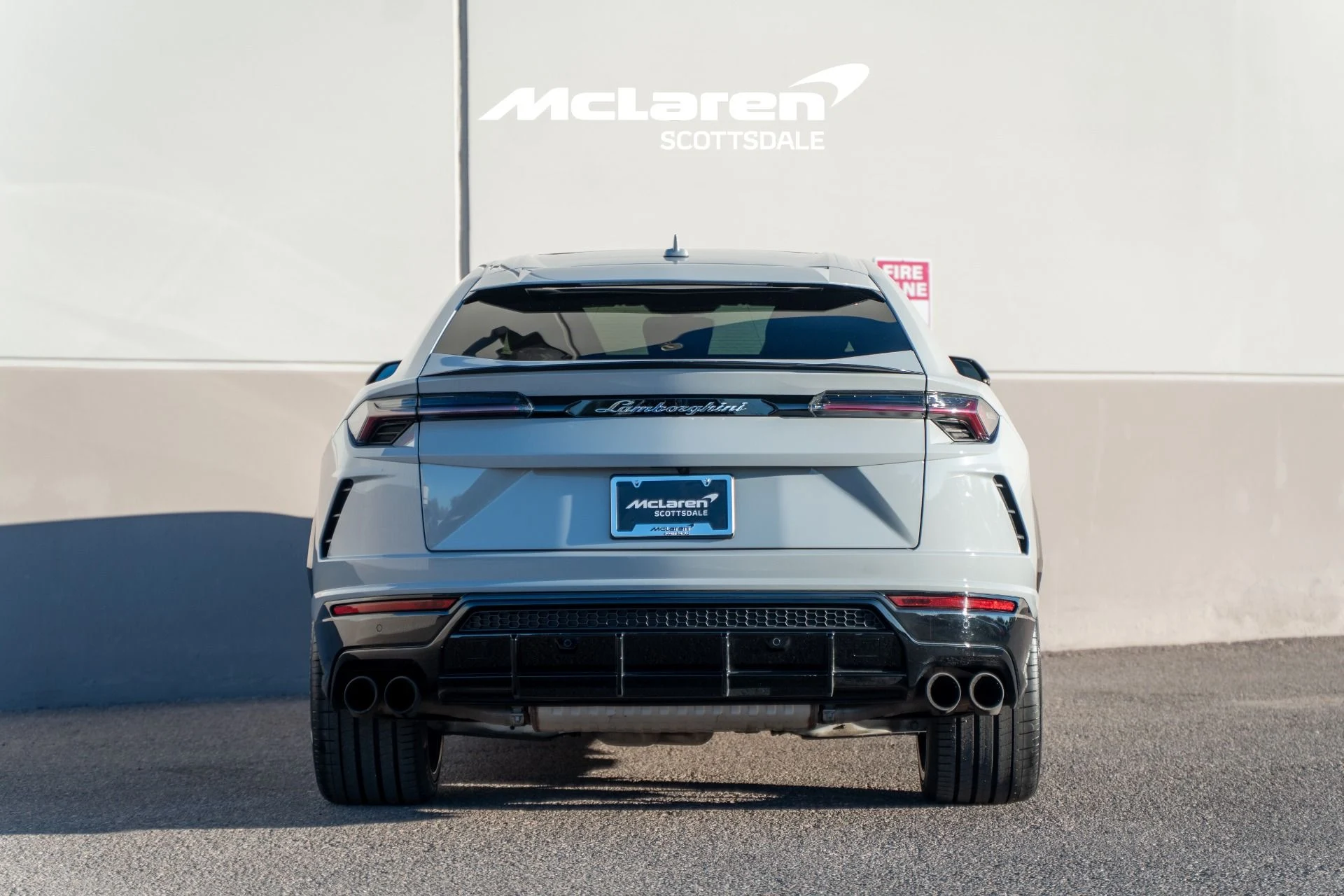 mph005_4285038417_Used_2021_LAMBORGHINI_URUS_1765671220_97d6c36691