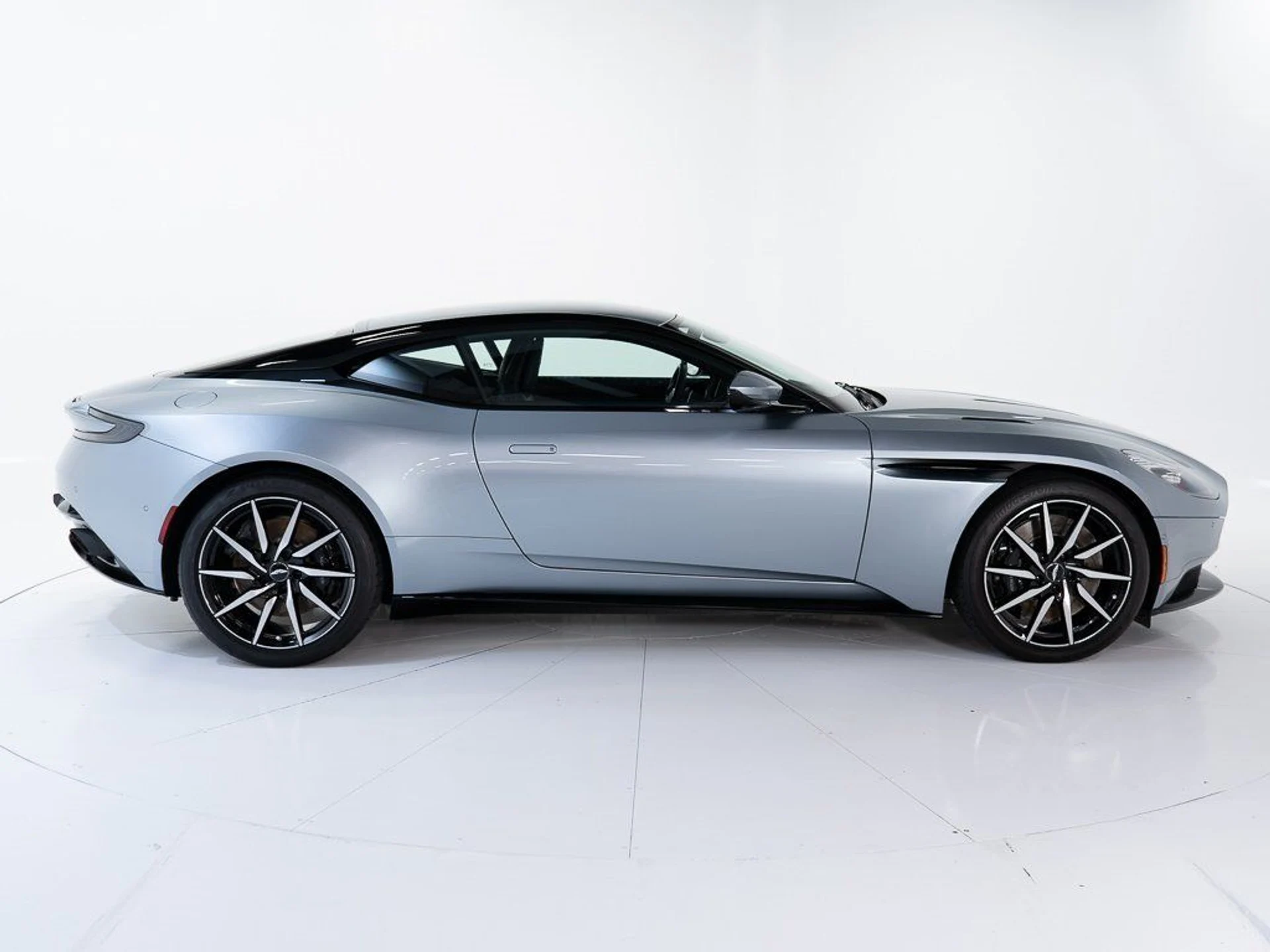 mph005_4285591345_b1e690167bf78049c53f8e3e90f22d7e_e027f00919