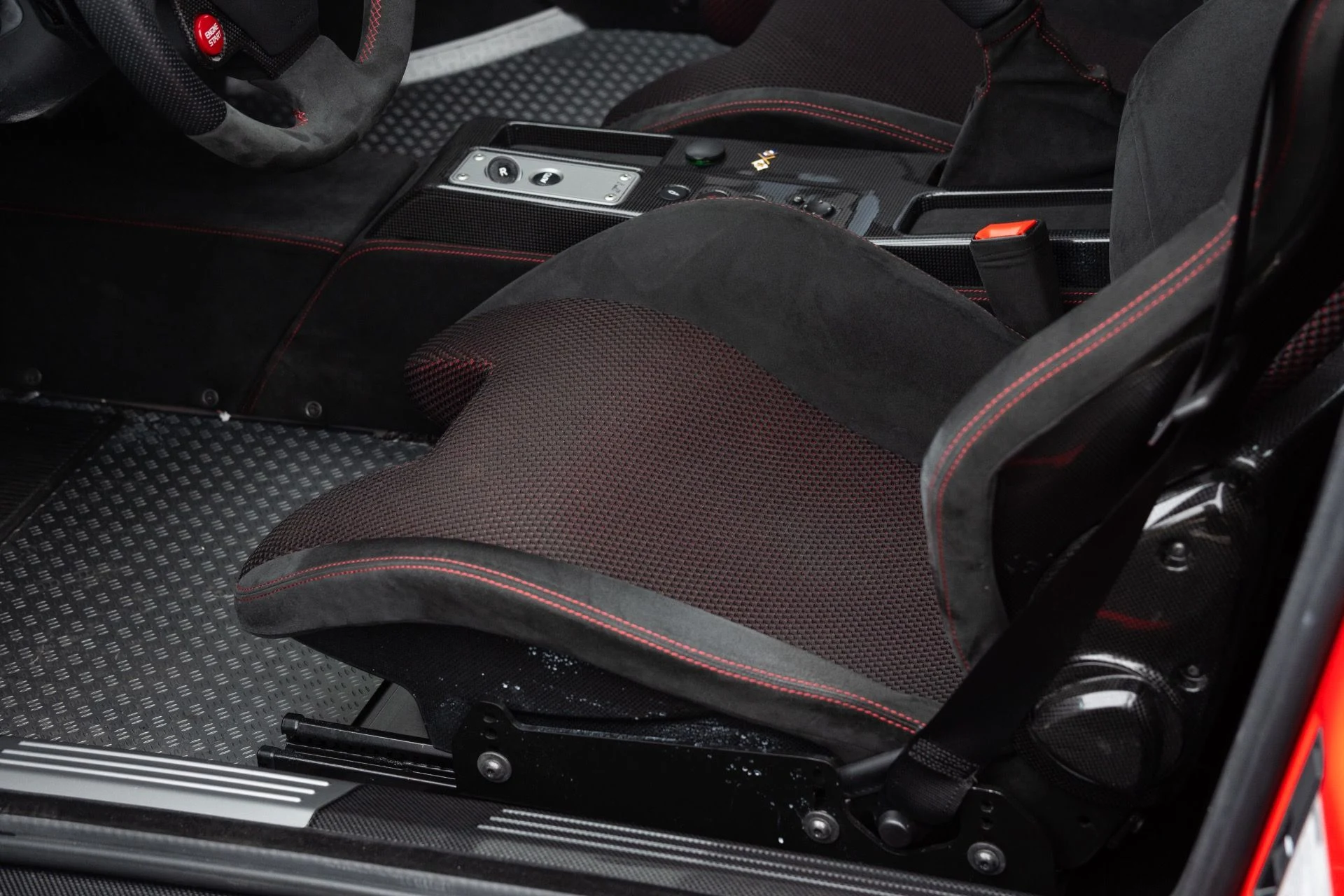 mph005_428911310_Used_2009_Ferrari_430_Scuderia_1773798885_de4e11b7fe