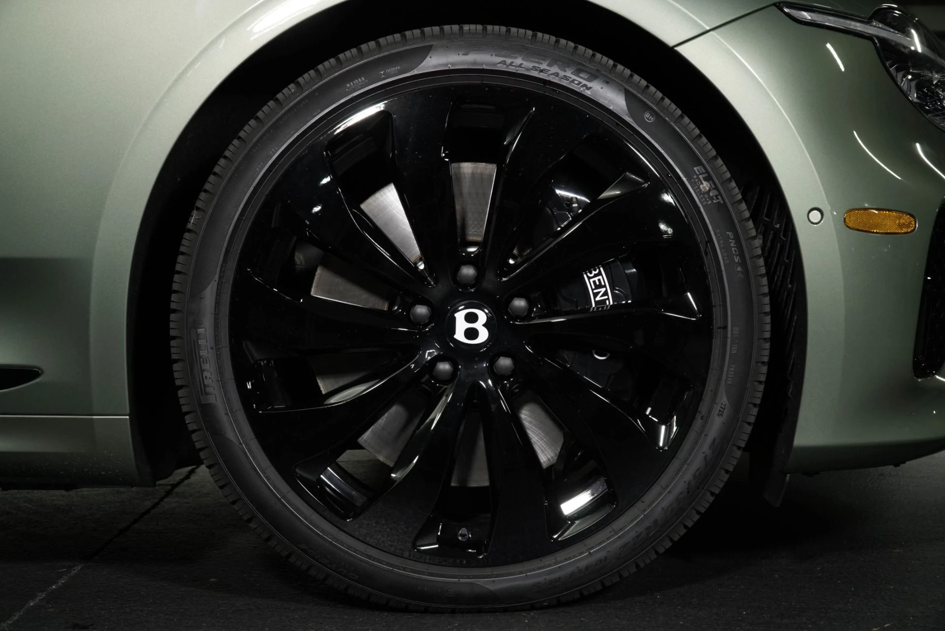 mph005_4292645781_New_2026_Bentley_Continental_GT_1765557956_7adbb507f8