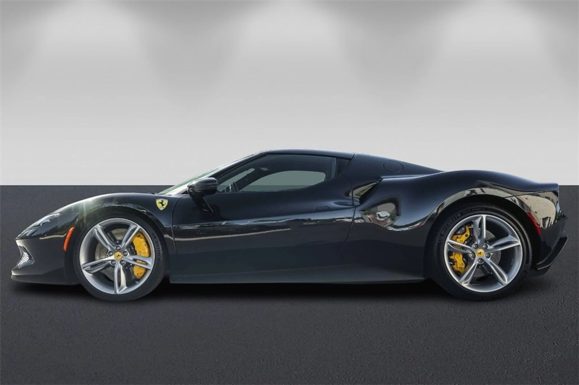 mph005_432892661_b6fa8c3d280a8641d8f6959f9b8cd888_766ccce6c4