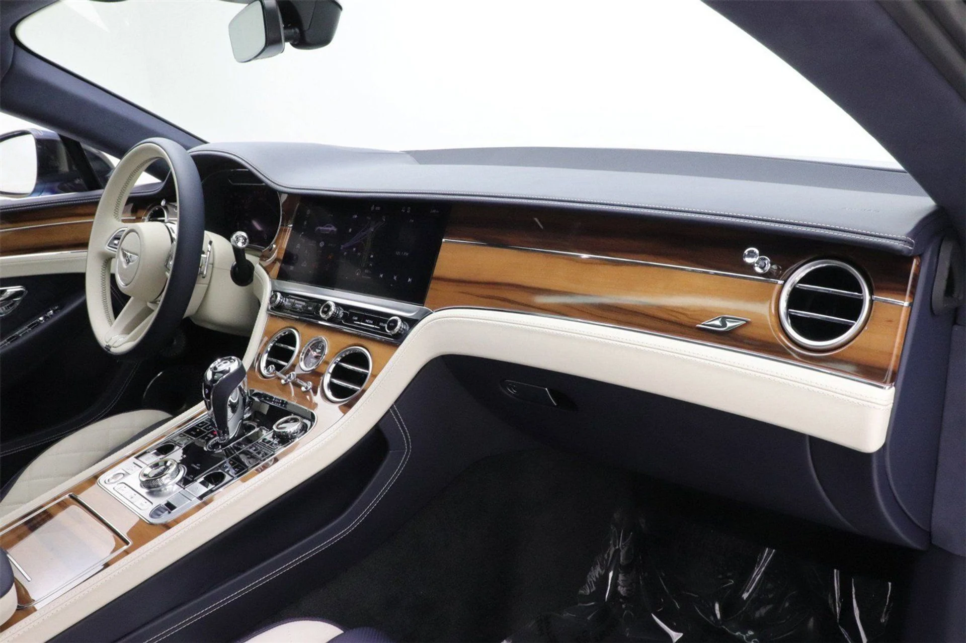 mph005_439992536_cbe0bbf5b1e6af0923b81facd39418bd_126562fb71