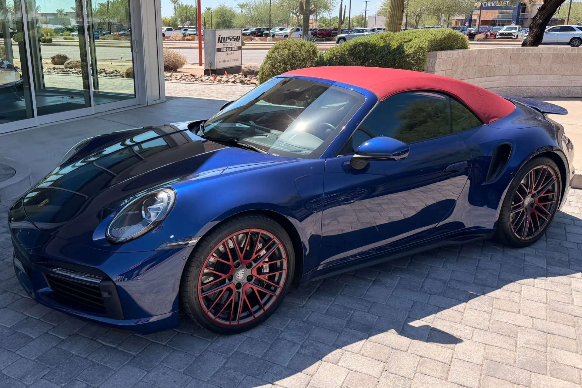 mph005_46083898_Used_2025_Porsche_911_Turbo_1788632617_3ea77c9eac