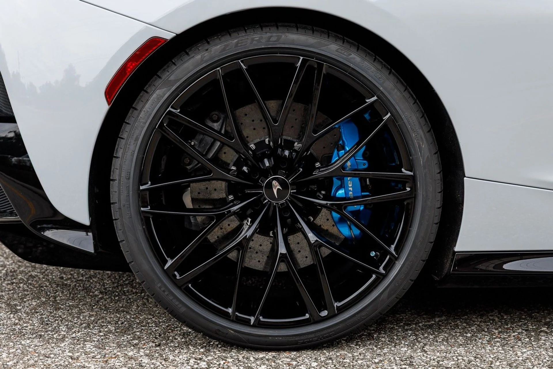 mph005_474992239_642_p6_l_1c9628381a