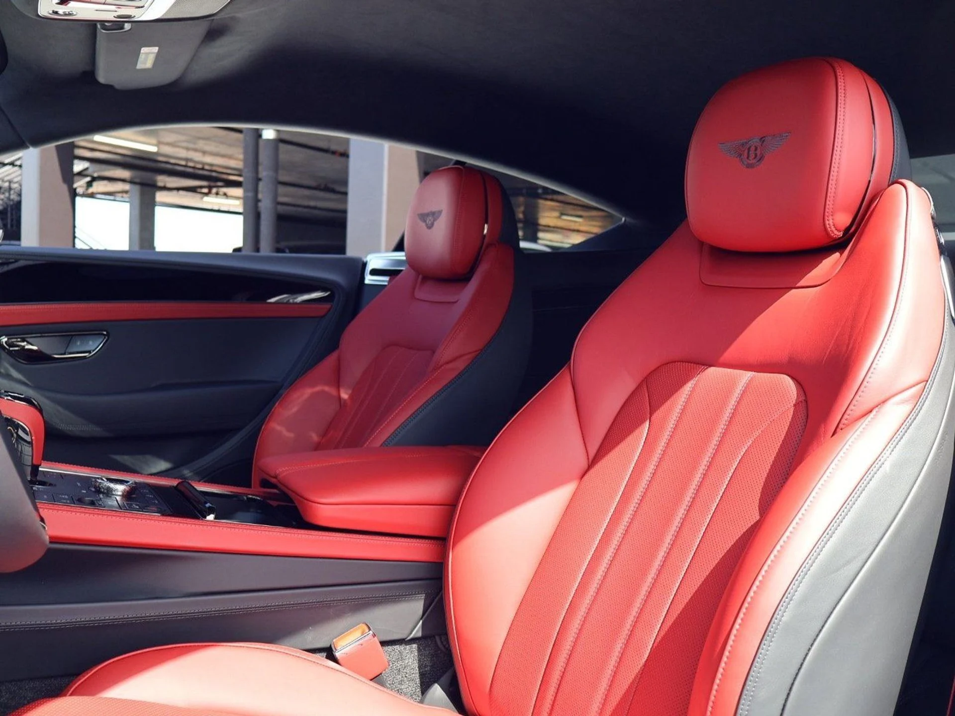 mph005_475874510_6fa1ad5a2db0abeca2283cd4ddaac6cfx_eb0c38550a